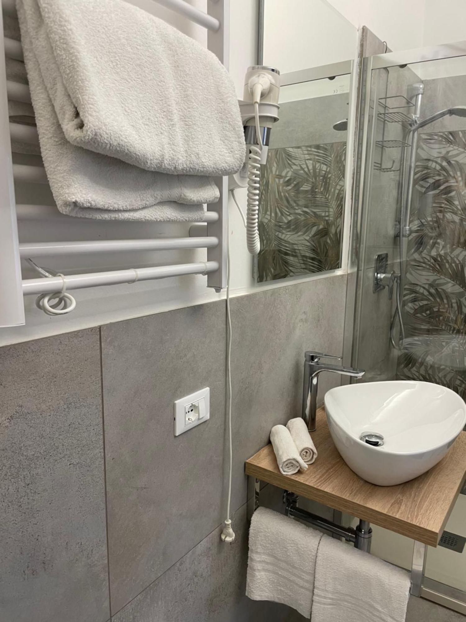 B&B Cavour16 Gênes Extérieur photo